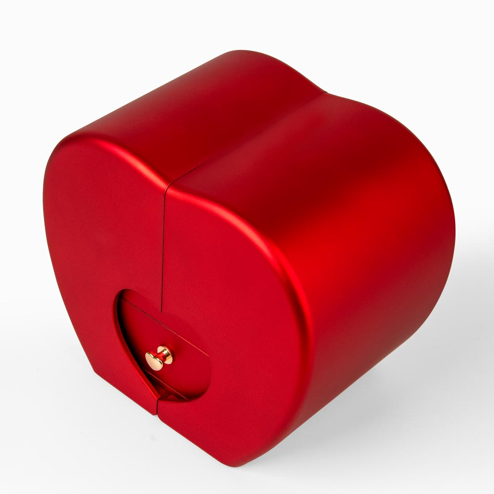 Create an unforgettable gifting experience, with our elegant Rose and Love knot Necklace Gift Set, complete with a festive greeting card. The everlasting Rose symbolizes eternal love, while the sparkling Love knot Necklace serves as the perfect token of your love. Ideal for birthdays, marriage proposals, Mother's Day, or any special occasion, this beautiful package is guaranteed to make your loved one feel truly cherished and appreciated.